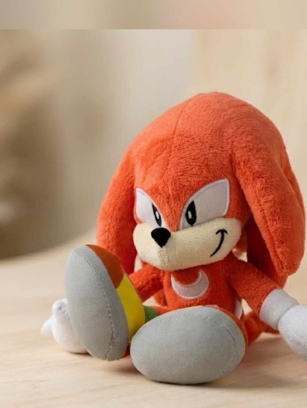 Vintage 2011 Jazwares Sonic 20th Anniversary Knuckles Plush